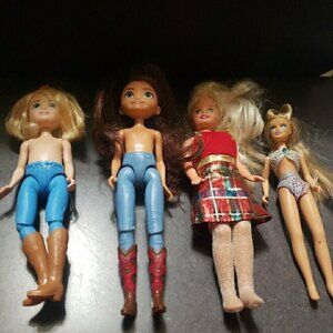 Vintage Barbie and Dolls  Holiday Sisters lot of 4 various
